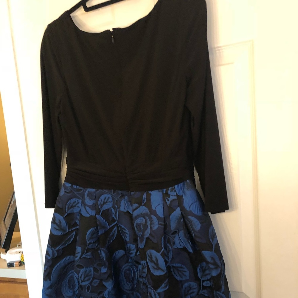 Woman’s dress American living